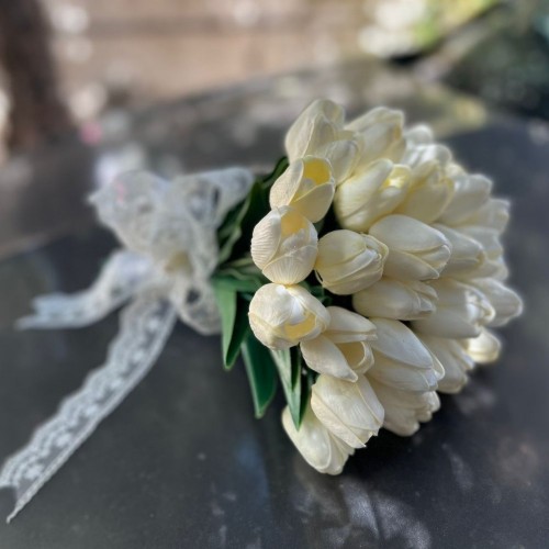 Artificial White Tulip Bridal Hand Flower