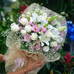 Soft Engagement Bouquet 2